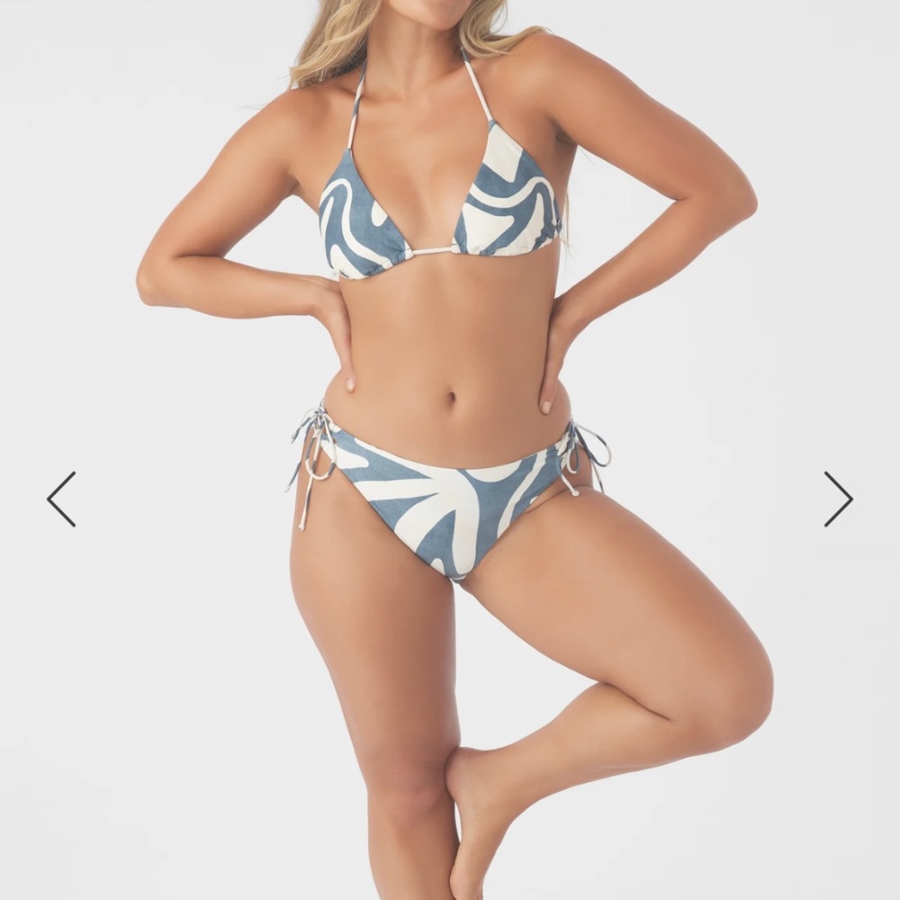 O’Neil Beach Hut Geo Venice Bikini Top